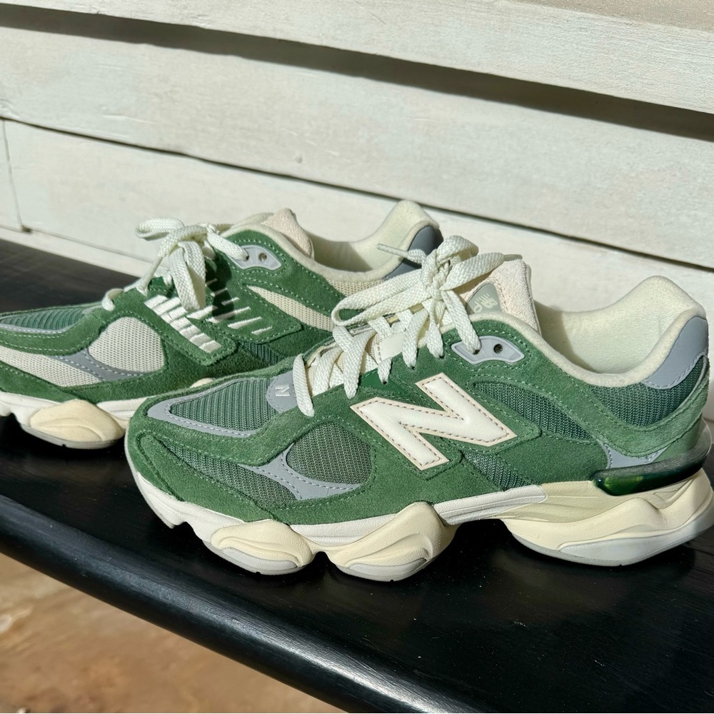 New Balance Forest Green and Cream Athletic Shoes